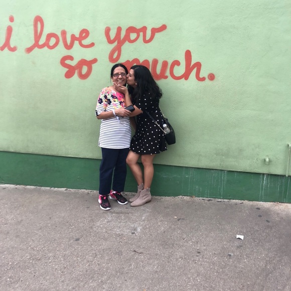 Profile Picture of Geeta Shukla (@shukles) on Poshmark