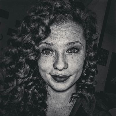 Profile Picture of Laura Barthel (@Looerchen) on Twitter