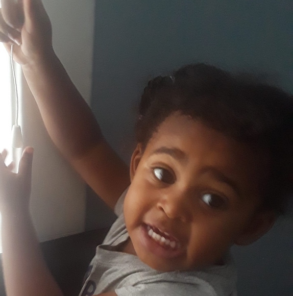 Profile Picture of Shavale Evison (@shavalejames) on Poshmark