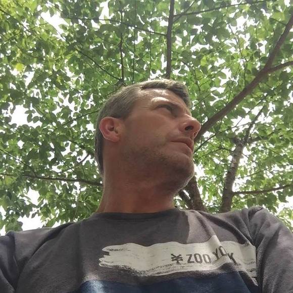 Profile Picture of Jonathan Coons (@coondaddy90) on Poshmark