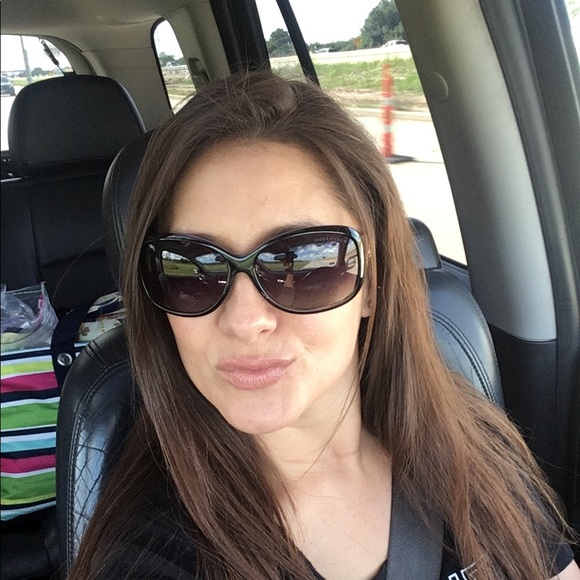 Profile Picture of Christy Houser (@christyh03) on Poshmark