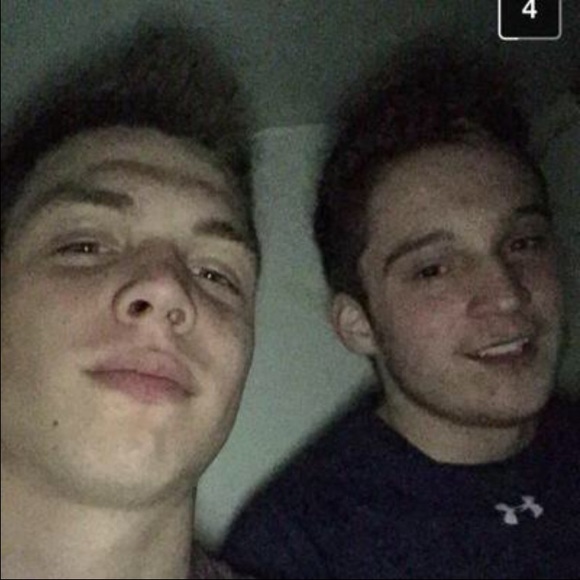 Profile Picture of Kevin Dusek (@kevindusek) on Poshmark