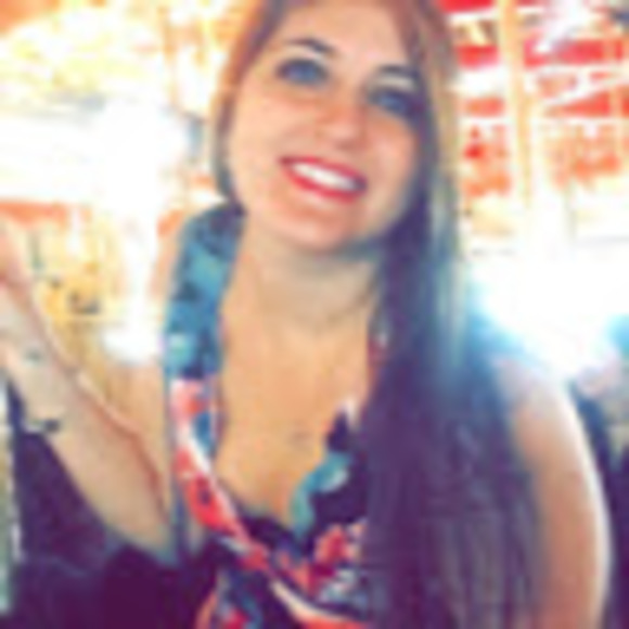 Profile Picture of Maria Shaer (@mshaerdesigns) on Poshmark