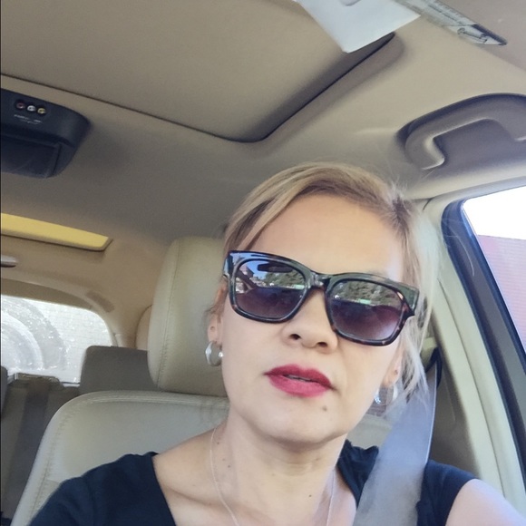 Profile Picture of Kristine Ragusa (@kragusa6) on Poshmark