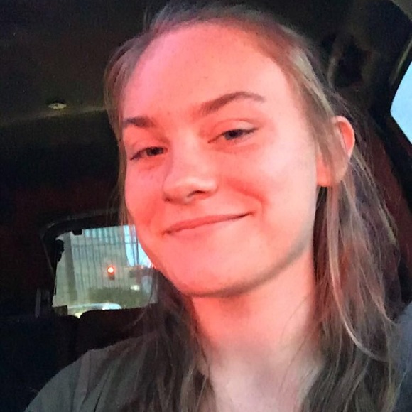 Profile Picture of Brylei Keanum (@bryleikea) on Poshmark