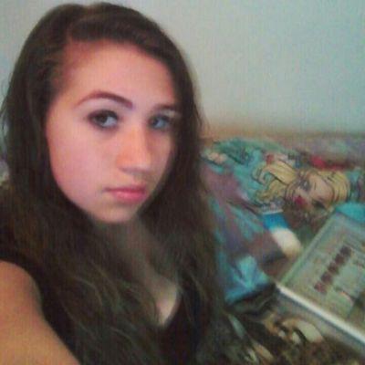 Profile Picture of Cortney Roberts (@lilfishy420) on Twitter