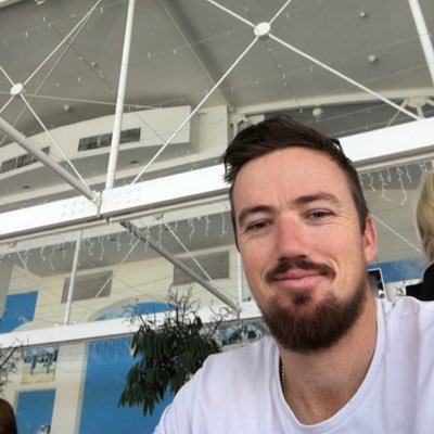 Profile Picture of Leon Barry (@yesitsLB) on Twitter