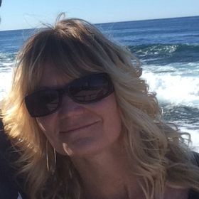 Profile Picture of Lisa Derrick (@mommalisathree) on Pinterest