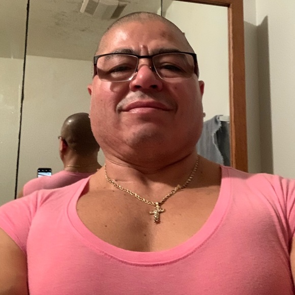 Profile Picture of Jesse Rosas (@jesserosas2020) on Poshmark