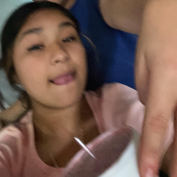 Profile Picture of Gissela Obregon (@gisselaobregon) on Poshmark