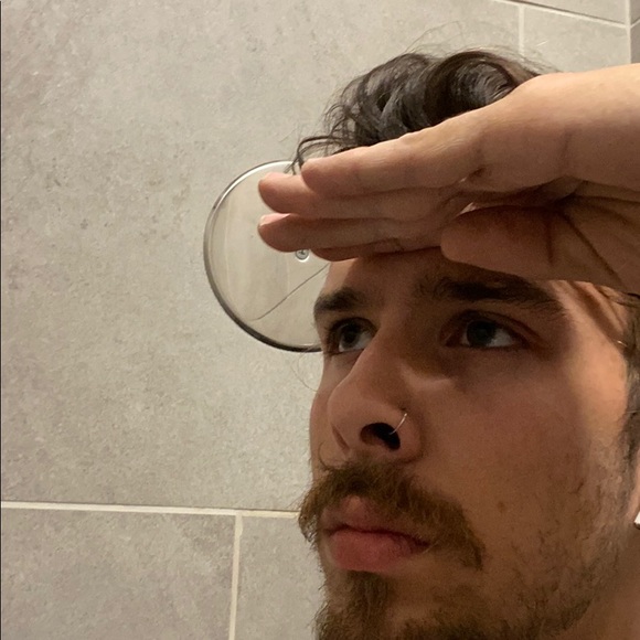 Profile Picture of Austin Keller (@austinkeller490) on Poshmark