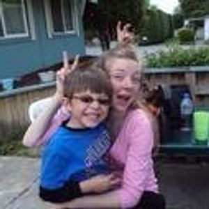 Profile Picture of Amber Owen (@amberro) on Myspace