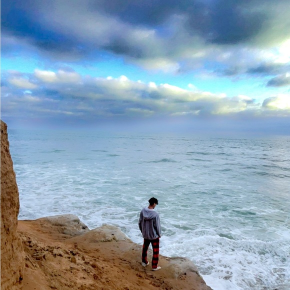 Profile Picture of Pohan Vj (@pvgreatness) on Poshmark