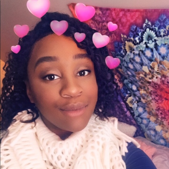 Profile Picture of Jaela Church (@churchjaela) on Poshmark