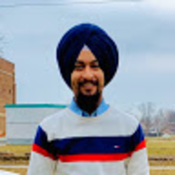 Profile Picture of Manveer Singh (@singhmanveer204) on Poshmark