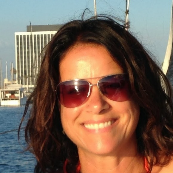 Profile Picture of Gianna Carotenuto (@giannacaro) on Poshmark