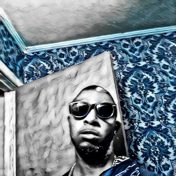 Profile Picture of Deandre Driver (@hitgd74) on Poshmark