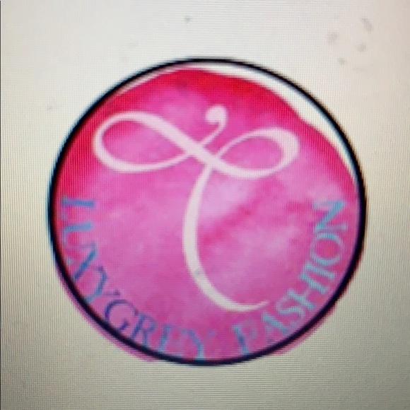 Profile Picture of Marigrace Espanto (@luxygrey) on Poshmark