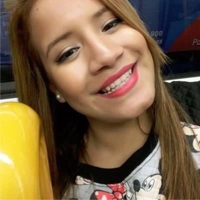 Profile Picture of Heidi Correa (@heidicorrea15) on Twitter