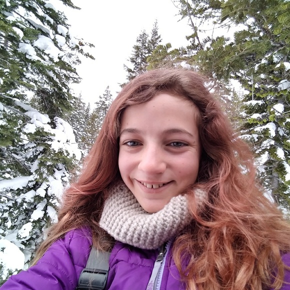 Profile Picture of Sara Teitelbaum (@saravivat) on Poshmark