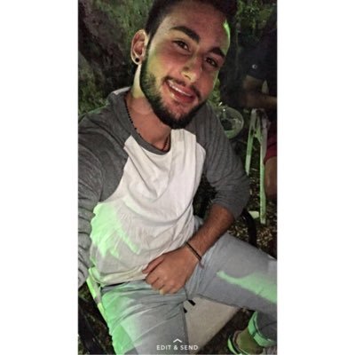 Profile Picture of Anthony Chalet (@ChaletAnthony) on Twitter