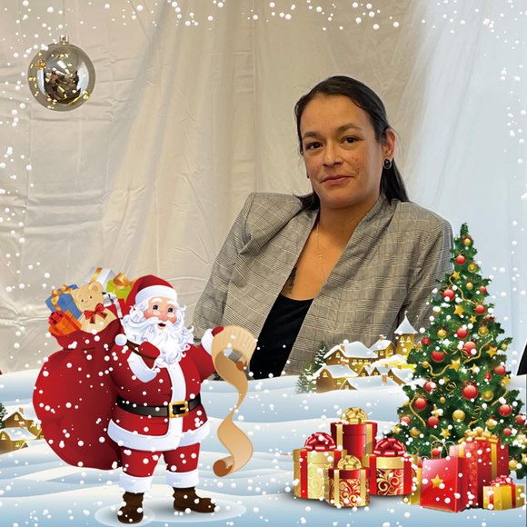 Profile Picture of Kate Bacon (@katebacon) on Poshmark