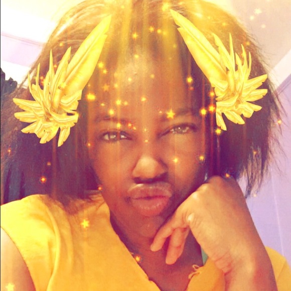 Jessica Baskerville - Poshmark Profile Picture of Jessica Baskerville (@jessie_jess8) on Poshmark