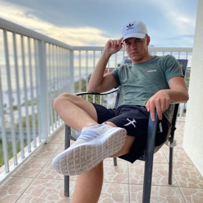 Profile Picture of Jake Chandler (@JakeBChandler) on Twitter