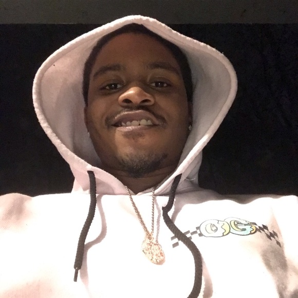 Profile Picture of Andre Jones (@cashdaddy6) on Poshmark