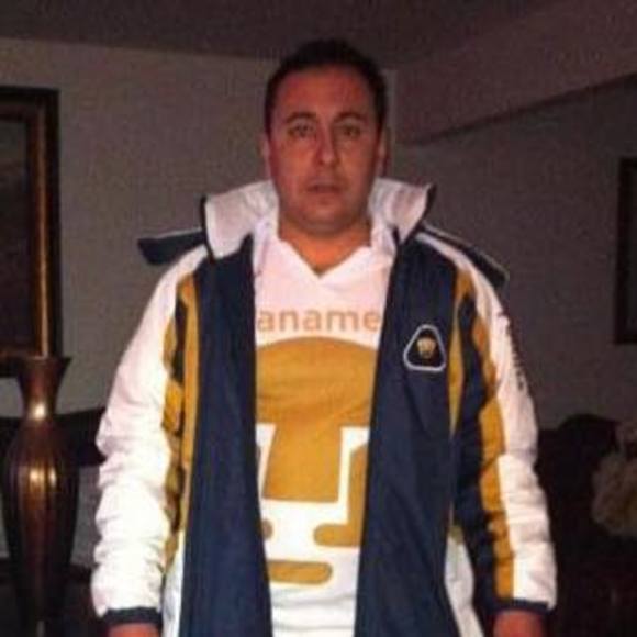 Goyo Goyo - Poshmark Profile Picture of Goyo Goyo (@voyavolver75) on Poshmark