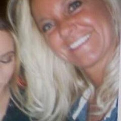 Profile Picture of Renee Schuster (@renee2104) on Twitter