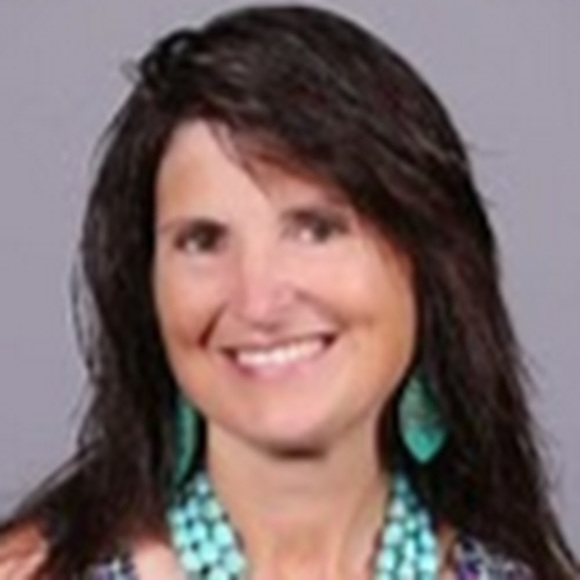 Profile Picture of Rosalie Bensen (@rosaliebensen) on Poshmark