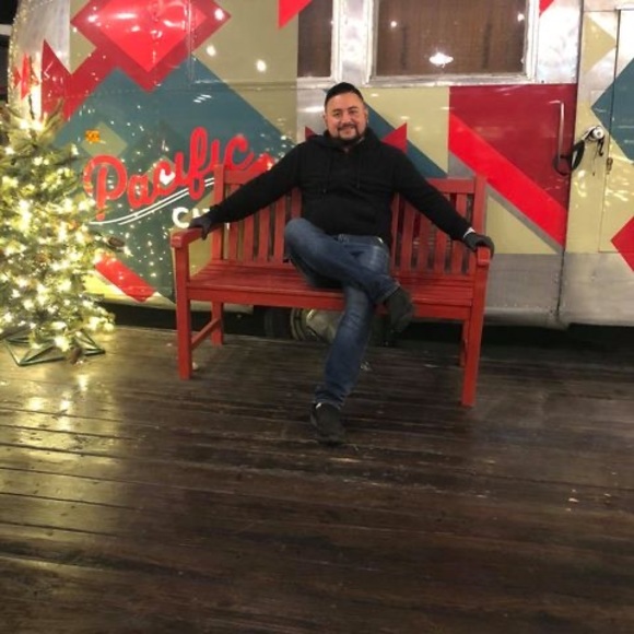 Profile Picture of Cristian Carballo (@cristiancarb277) on Poshmark