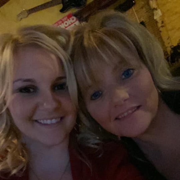 Profile Picture of Stacey Hamel mars (@staceym3) on Poshmark