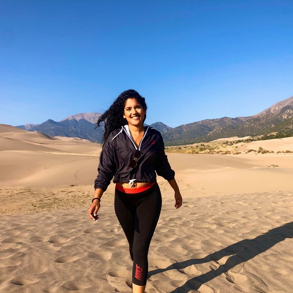 Profile Picture of Amreen Hossain (@amreenhossain) on Poshmark