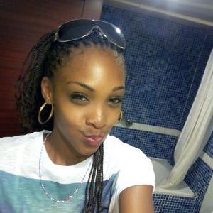 Profile Picture of -Jean Théodore (@AurelieJt) on Twitter