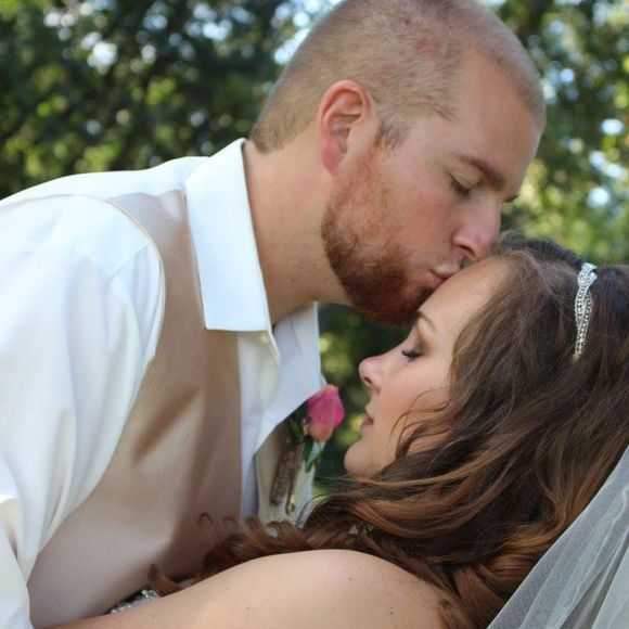 Profile Picture of Stefie Milnes (@cameli79) on Poshmark