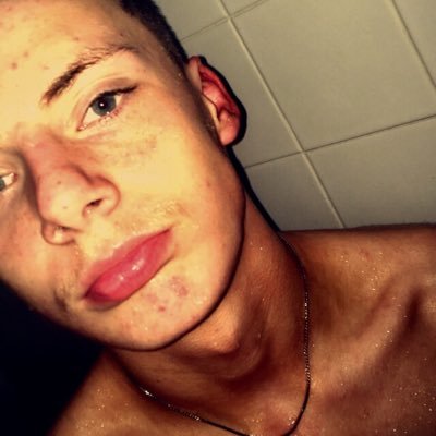 Profile Picture of David Mumby (@DavidChampPapi) on Twitter