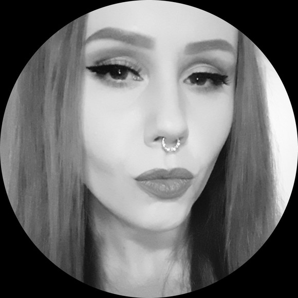 Profile Picture of Christy Baudoin (@clbaudoin) on Poshmark