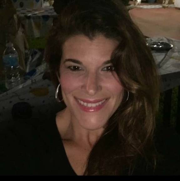 Profile Picture of Janet Prieto (@janetprieto) on Poshmark