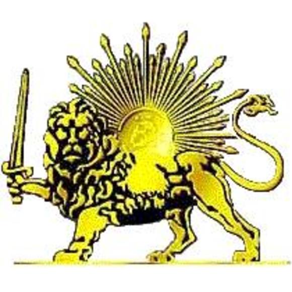 Profile Picture of Julia Rabizadeh (@heybaba000) on Poshmark