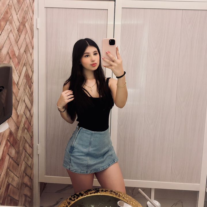 Profile Picture of 𝓑𝓻𝓲𝓪𝓷𝓷𝓪 𝓞𝓵𝓶𝓸𝓼 🎀 (@briannaolmoss) on Tiktok