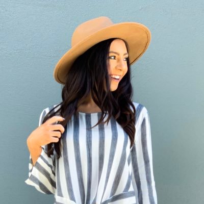 Profile Picture of Madison Summers (@madisoncsummers) on Twitter