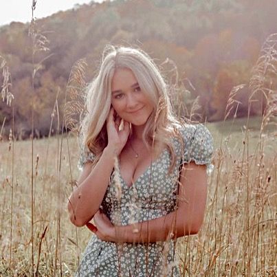 Profile Picture of Julia (@julia_deppert) on Tiktok