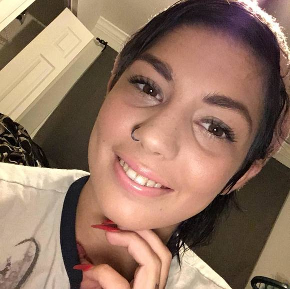 Profile Picture of Alea Davis (@cdraffin) on Poshmark