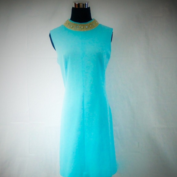 Katie Klauer - Poshmark Profile Picture of Katie Klauer (@daysgobyvintage) on Poshmark