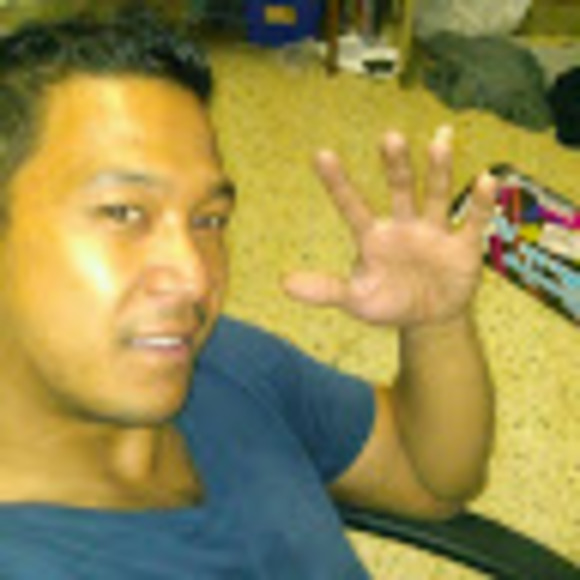 Profile Picture of Richard Almero (@richalmero) on Poshmark