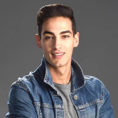 Profile Picture of Mrs. Duval (; (@duvalerxo) on Twitter