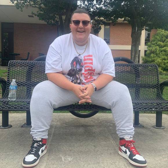 Profile Picture of Nicholas Brown (@nicbrown457) on Poshmark