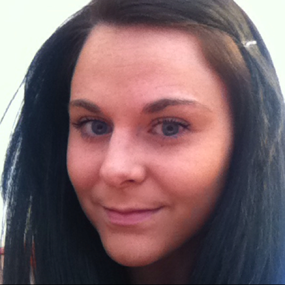 Profile Picture of Stacey Lennartz (@staceylou9008) on Poshmark